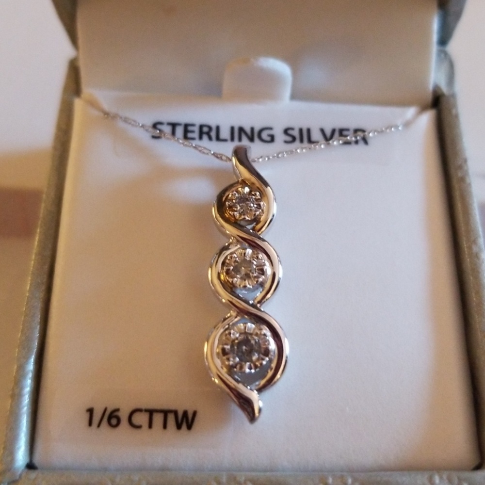 Beautiful diamond necklace